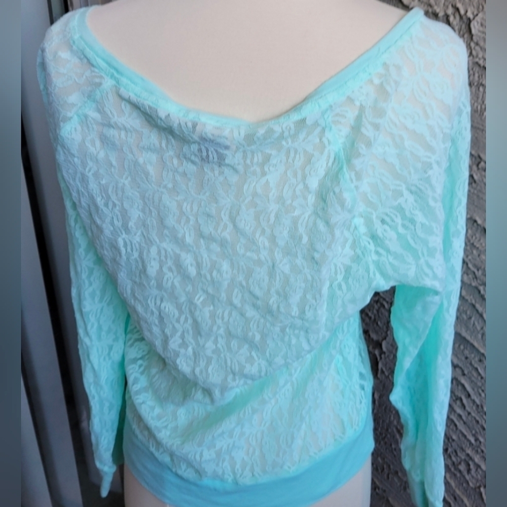 VS Pink Mint Green Lace Long Sleeve Blouse size Small - Picture 4 of 7